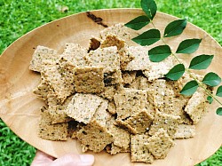 Sourdough crackers